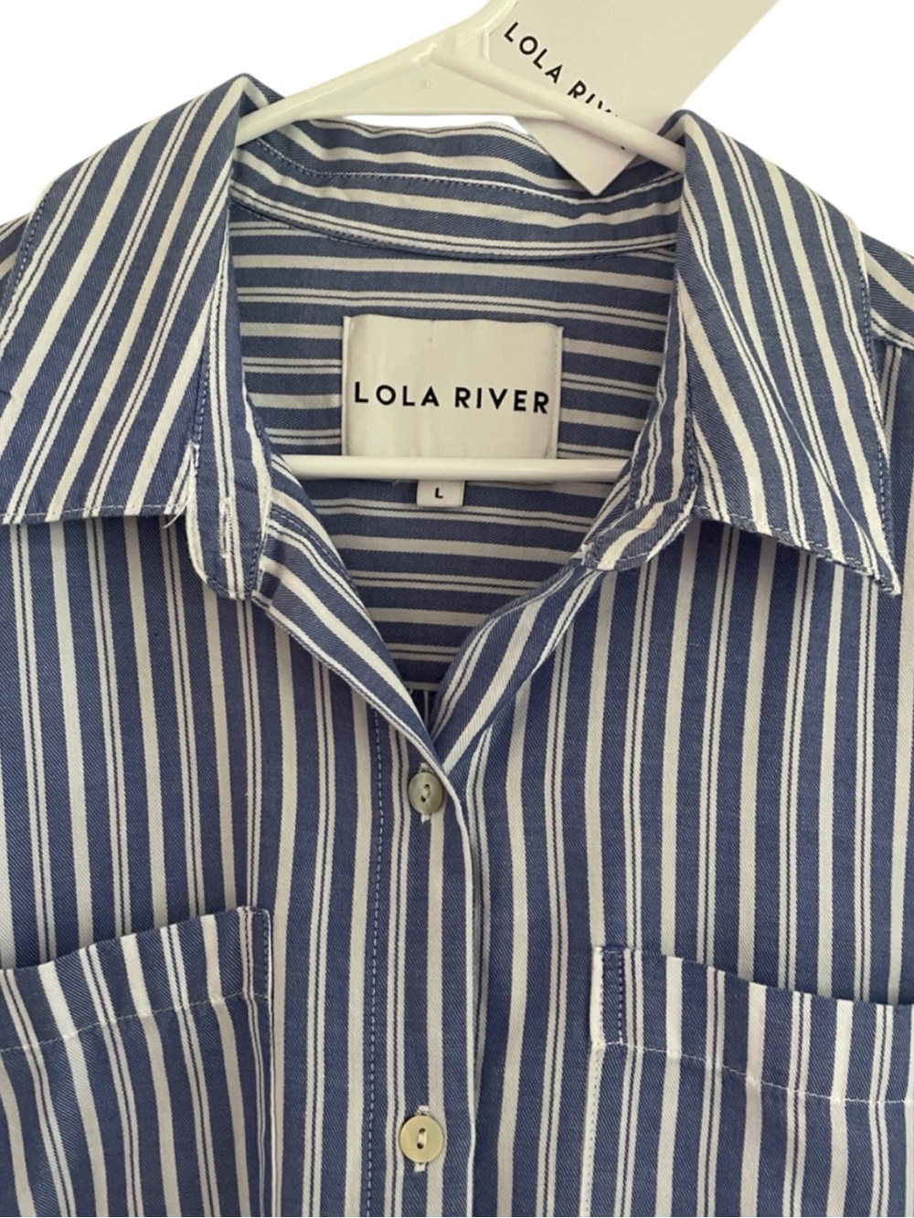 LOLA RIVER Blue-White Striped Button-Up Long-Sleeved Cropped Boxy Shirt. L - Picture 3 of 13